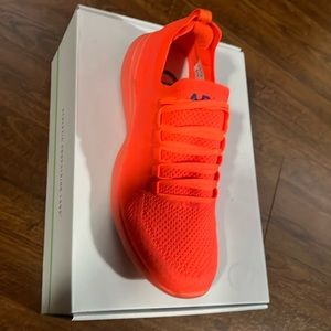 APL Men’s  TechLoom Breeze Running Sneaker Size US 9 EUR 42 Impulse Red